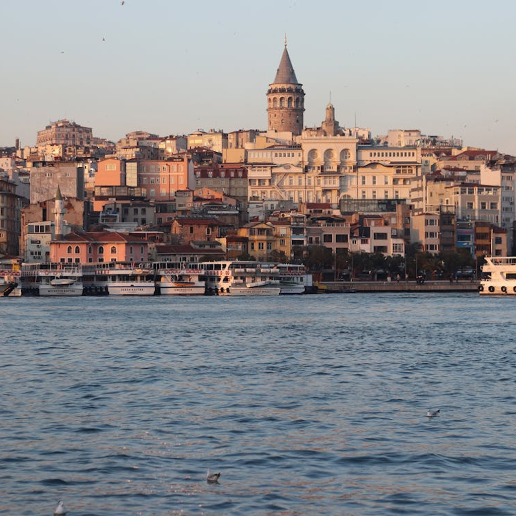 İstanbul, Türkiye City Near Body Of Water